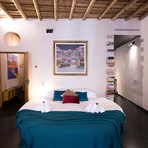 Greta Charming In Trastevere Apartment