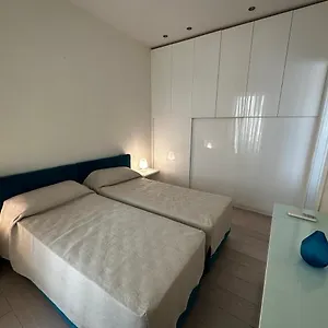 https://casa-roberto.riccione-hotels.org
