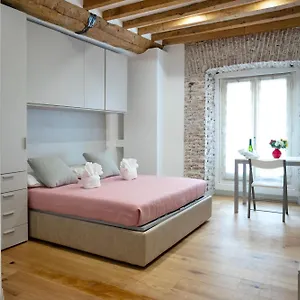 Milano Suite Home Milan